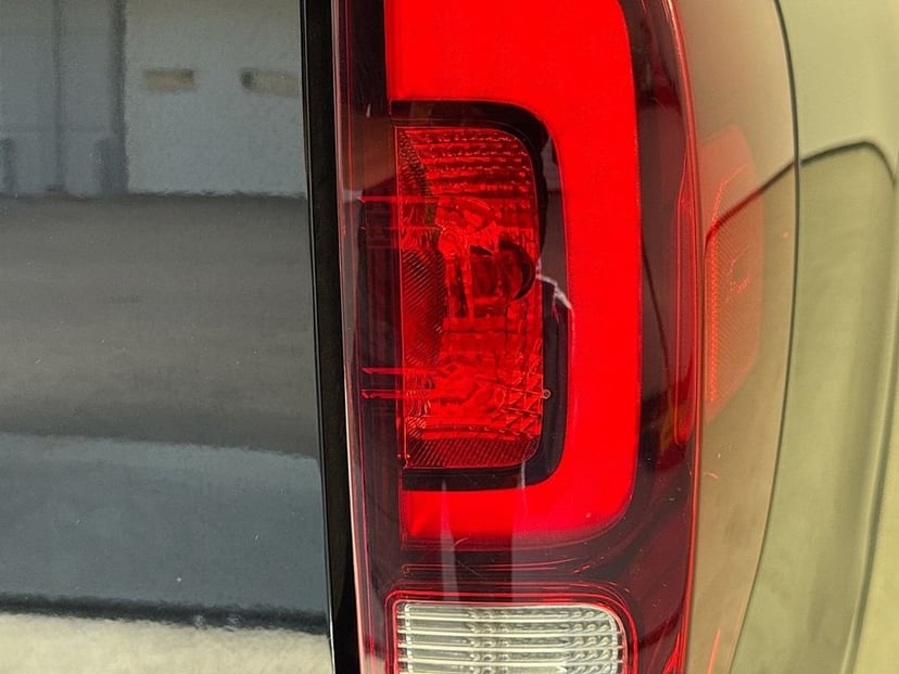 2018 Honda Ridgeline - Image 34