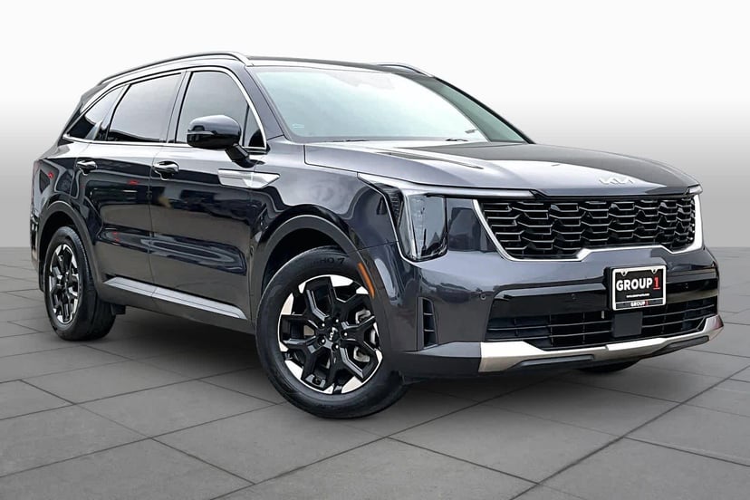 2025 Kia Sorento - Image 3