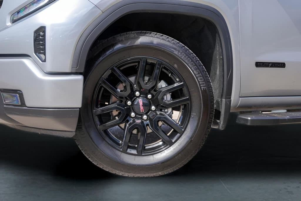 2026 GMC Sierra 1500 - Image 4