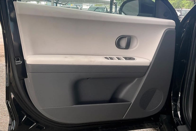 2026 Hyundai IONIQ 5 - Image 21