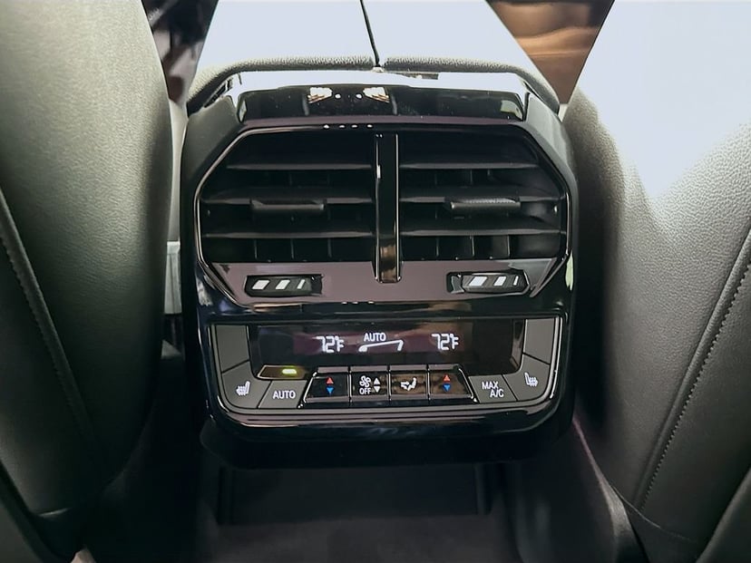2026 BMW iX - Image 18
