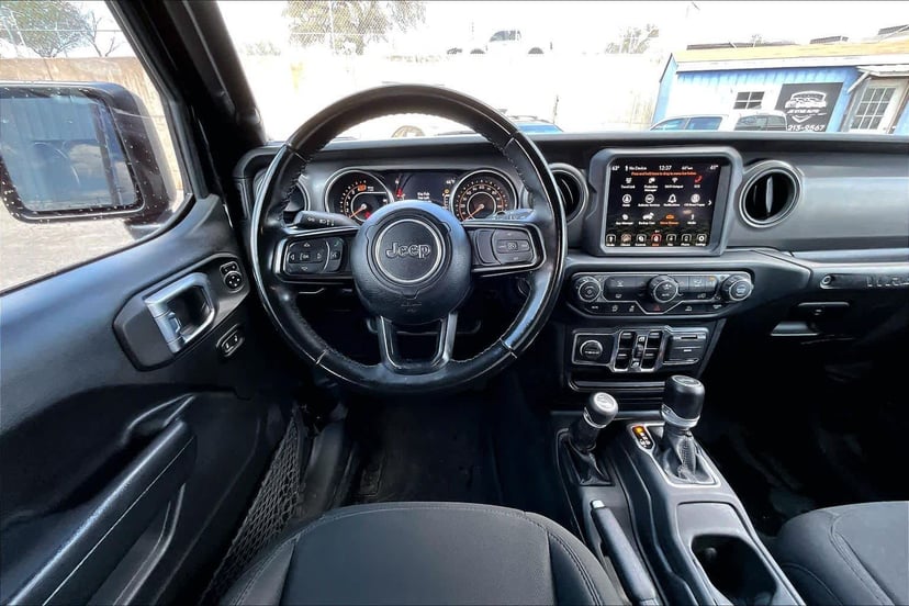 2022 Jeep Wrangler Unlimited - Image 6