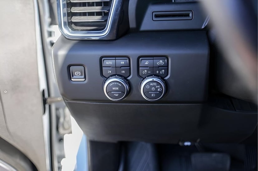 2022 GMC Sierra 1500 - Image 18