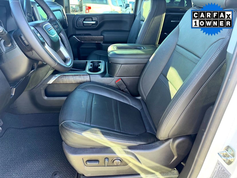2022 GMC Sierra 2500HD - Image 12