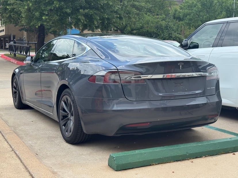 2020 Tesla Model S - Image 3
