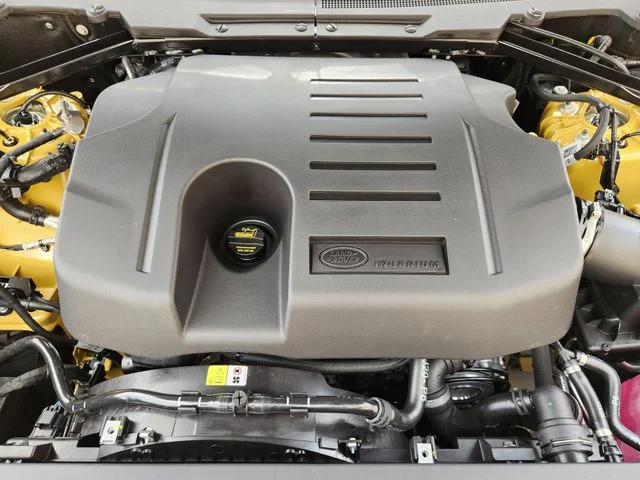 2026 Land Rover Defender 110 - Image 30