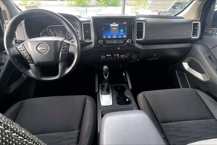 2022 Nissan Frontier - Image 15