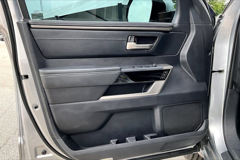 2022 Toyota Tundra - Image 21