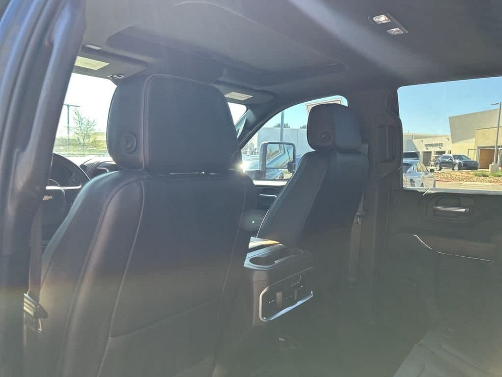 2021 Chevrolet Silverado 3500HD - Image 18