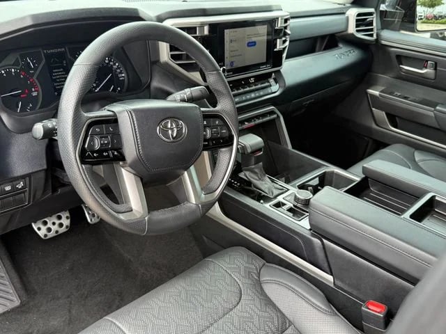 2023 Toyota Tundra - Image 9
