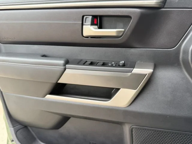 2023 Toyota Tundra - Image 22