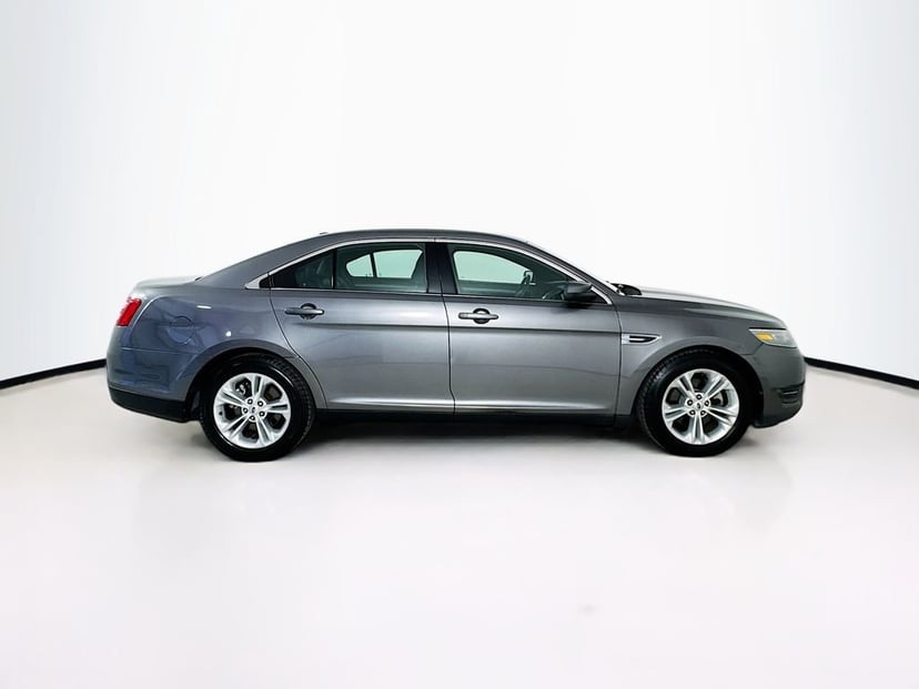 2013 Ford Taurus - Image 8