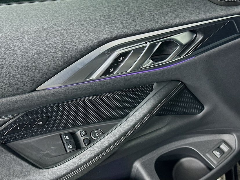 2022 BMW 4 Series - Image 18
