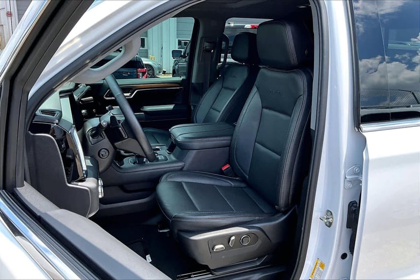 2024 GMC Sierra 1500 - Image 10