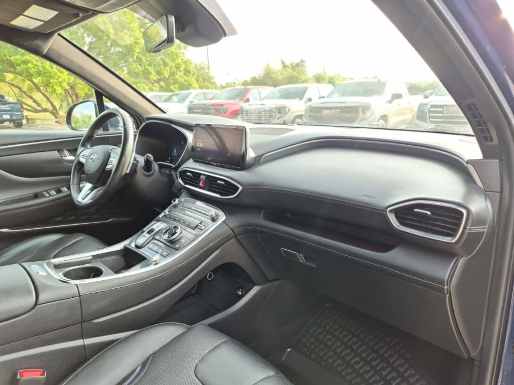 2021 Hyundai Santa Fe - Image 14