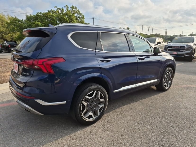 2021 Hyundai Santa Fe - Image 9
