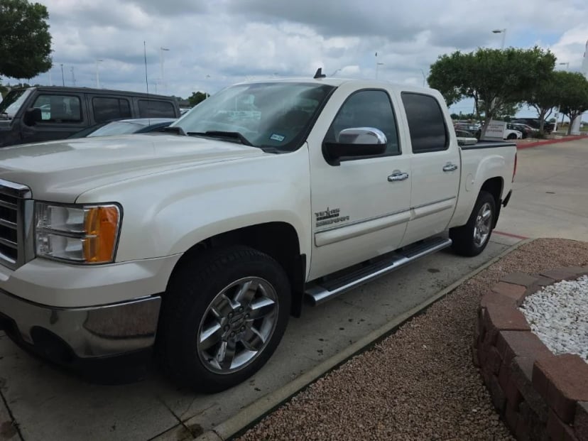 2013 GMC Sierra 1500 - Image 1