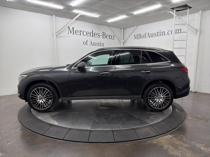 2026 Mercedes-Benz GLC - Image 2