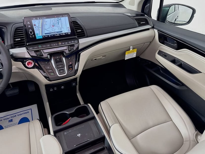 2026 Honda Odyssey - Image 30