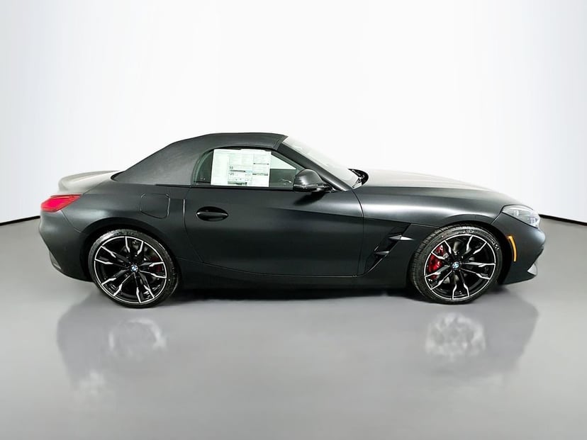 2026 BMW Z4 - Image 3