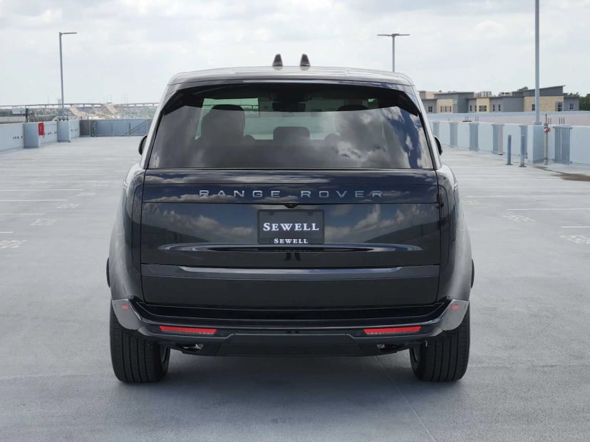 2026 LAND ROVER Range Rover - Image 6