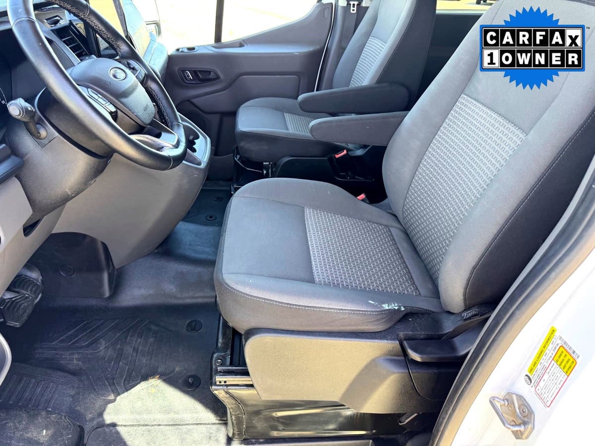 2024 Ford Transit Passenger Wagon - Image 21