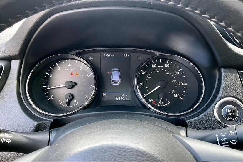 2020 Nissan Rogue Sport - Image 25
