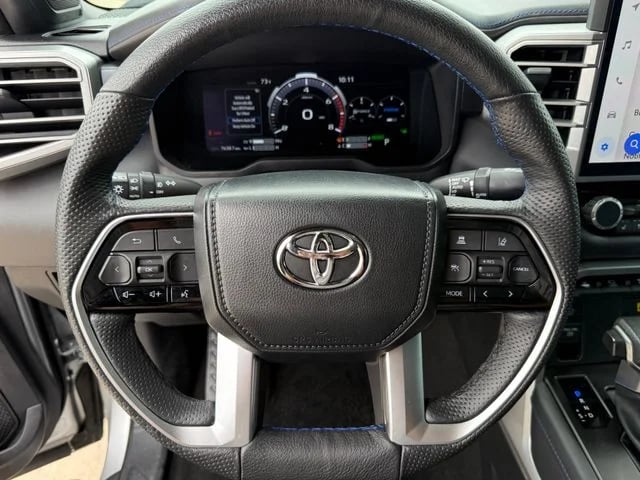2023 Toyota Tundra Hybrid - Image 13