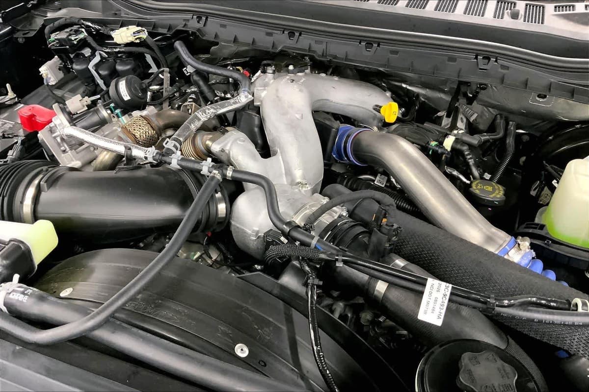 2026 Ford Super Duty - Image 16