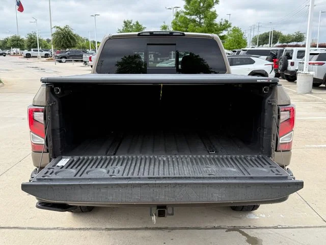 2021 Nissan Titan - Image 28