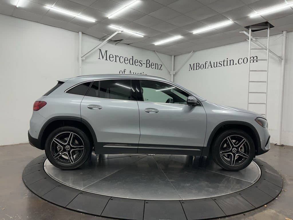 2026 MERCEDES-BENZ GLA - Image 9