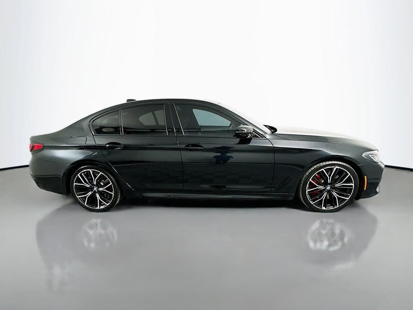 2021 BMW 5 Series - Image 3