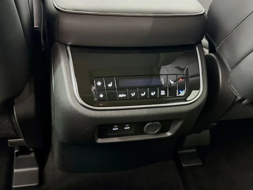 2026 INFINITI QX80 - Image 32