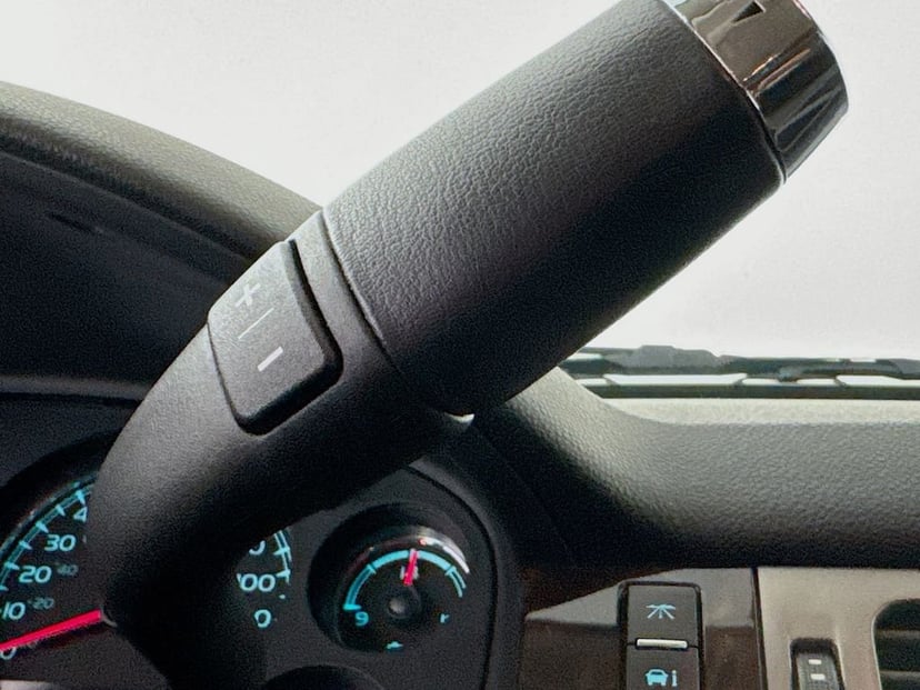 2012 GMC Yukon - Image 19