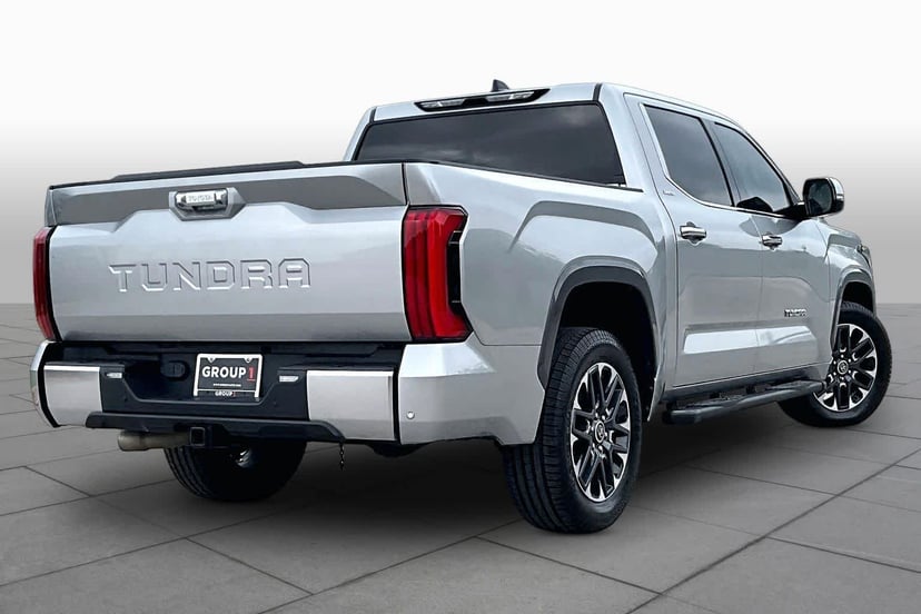 2022 Toyota Tundra - Image 13