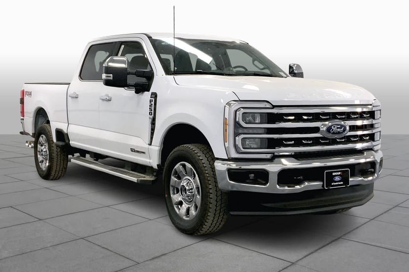 2026 Ford Super Duty - Image 2