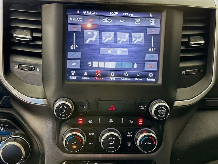 2021 Ram 1500 - Image 15
