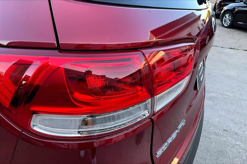2017 Kia Sorento - Image 27