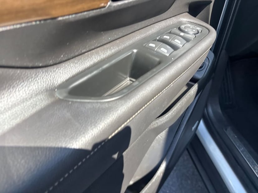 2021 GMC Terrain - Image 21