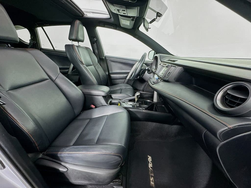 2016 TOYOTA RAV4 - Image 36