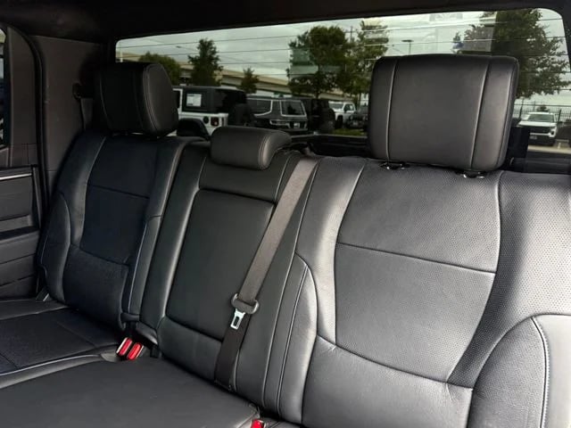 2023 Toyota Tundra Hybrid - Image 28