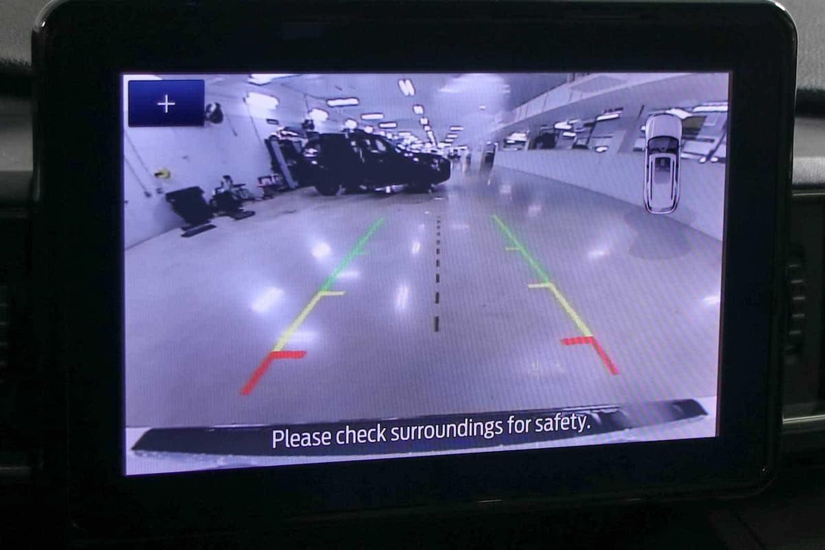 2021 Ford Explorer - Image 11