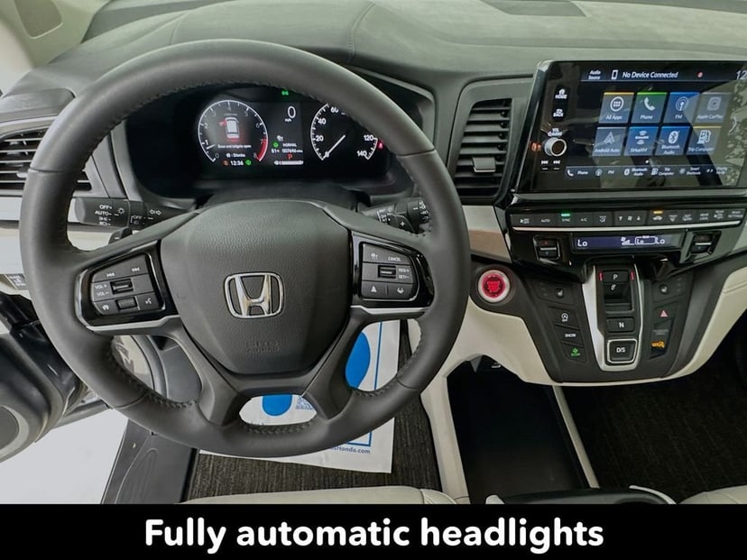 2026 Honda Odyssey - Image 14