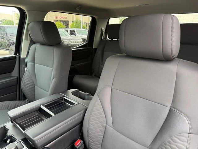 2024 Toyota Tundra - Image 13