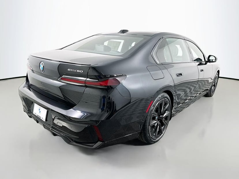 2026 BMW i7 - Image 5