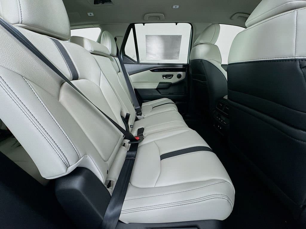 2026 HONDA Pilot - Image 40