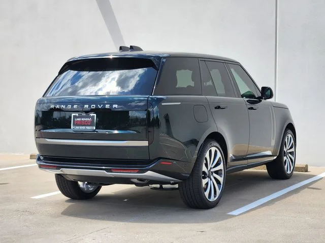 2026 Land Rover Range Rover - Image 6