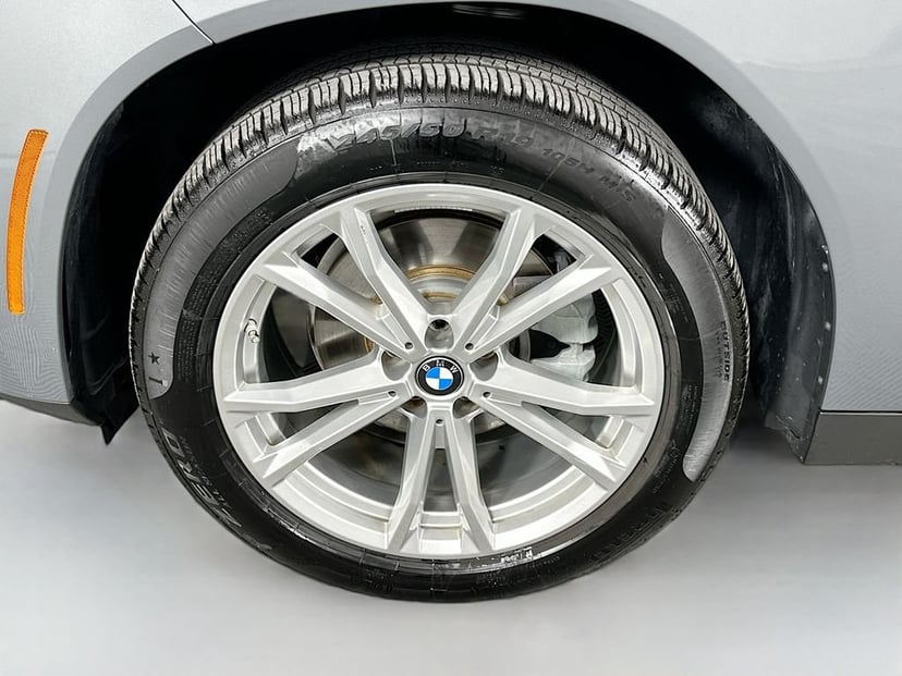 2025 BMW X3 - Image 30
