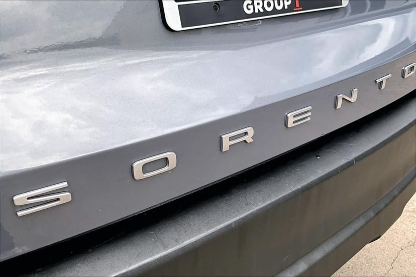 2022 Kia Sorento - Image 30