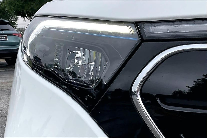 2023 Mercedes-Benz EQB 300 - Image 27